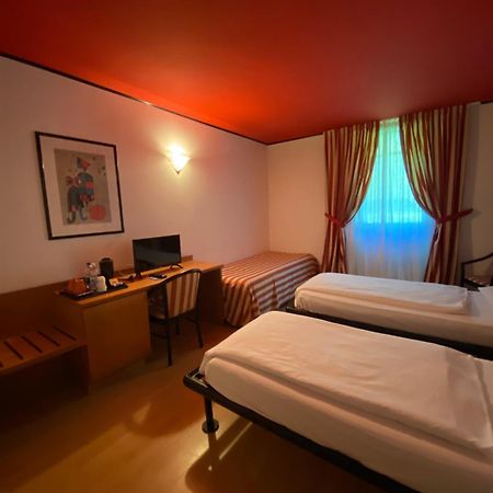 Albergo Aprica Garni מראה חיצוני תמונה
